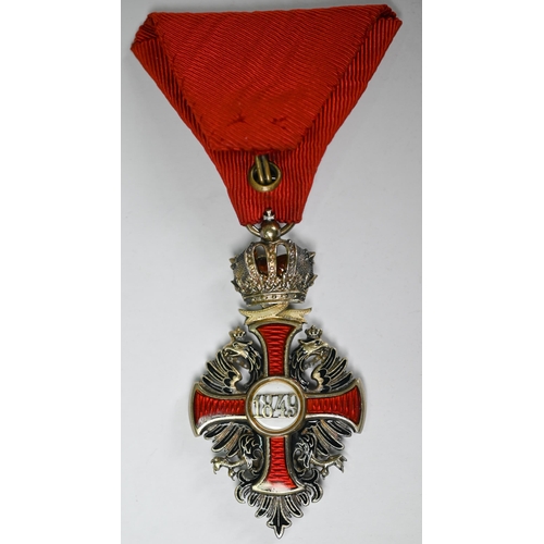 1111 - AMENDED ESTIMATE Imperial Austrian Order of Franz Joseph (1849) Knight's badge in silver-gilt and en... 