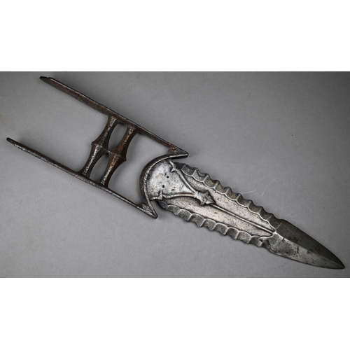 1122 - An antique Indian steel katar punch-dagger, the 24 cm blade with double scalloped edge, the floral-e... 