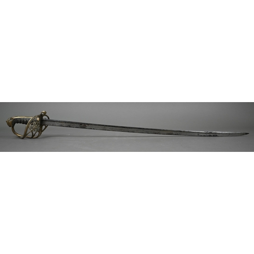 1127 - A George IV 1821 pattern officer's sword, the slightly curved 82 cm blade with pipe back and etched ... 