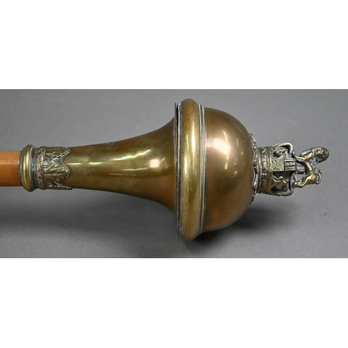 1133 - A Drum Major's mace, the brass top surmounted by a lion and crown pommel, on malacca rod with braide... 