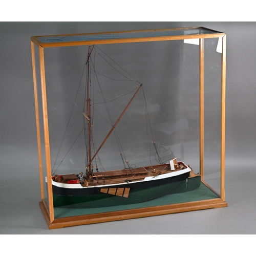 1166 - A scratch-build model of Humber Barge 'Nimrod', 66 x 66 cm in perspex case, c/w plans and sails