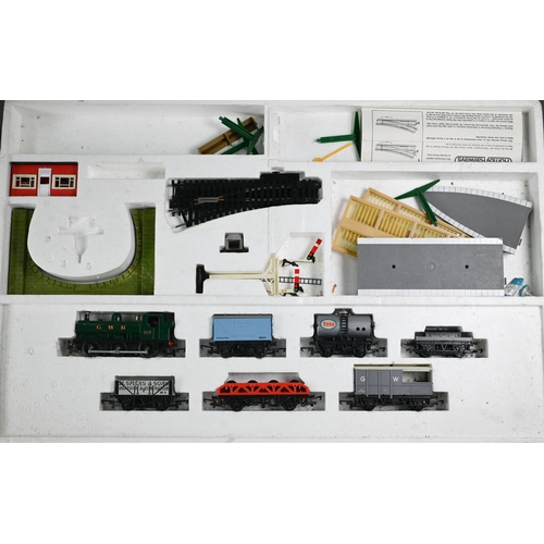 1168 - A boxed Hornby 00 gauge RS .615 'The Railway Children' set and a boxed R541 Freight Set, to/w a boxe... 