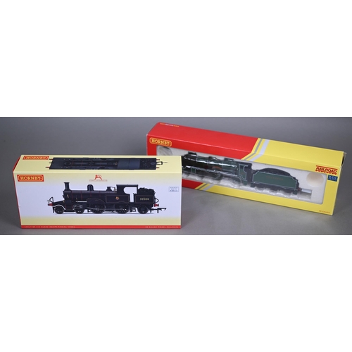 1174 - A boxed Hornby R3333 BR (Early/ 4-4-ZT 'Adams Radial' locomotive, to/w a boxed R372 SR 4-4-0 Schools... 