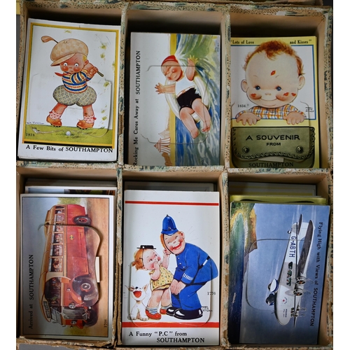 1045 - A commercial box of 1930s vintage Valentine's of Dundee View Novelties postcards of Southampton to/w... 