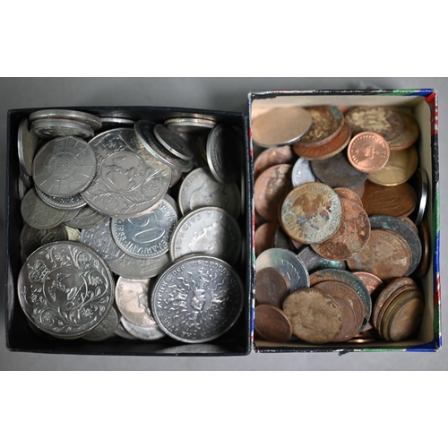 1061 - Three silver proof Royal Commemorative crowns, to/w a quantity of coins - mostly British second half... 