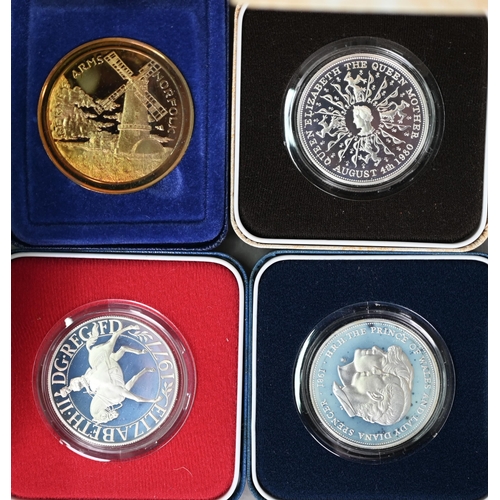 1061 - Three silver proof Royal Commemorative crowns, to/w a quantity of coins - mostly British second half... 