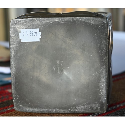 1082 - An Art Nouveau pewter biscuit box and cover of cube form with embossed stylised foliage, in the mann... 