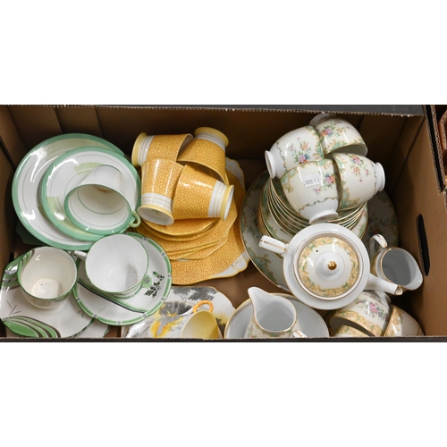 Two Art Deco Shelley china tea trios and a Royal Doulton 'De Luxe' pattern example, to/w another Art Deco trio and a Royal Albert cup and saucer, to/w a Tuscan china Art Deco part tea service and a Noritake tea service (box)
