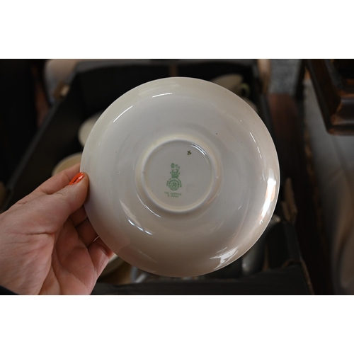 60A - A Vintage Royal Doulton Coppice (D5803) pattern tea service (manufactured between 1937-1964) for six... 