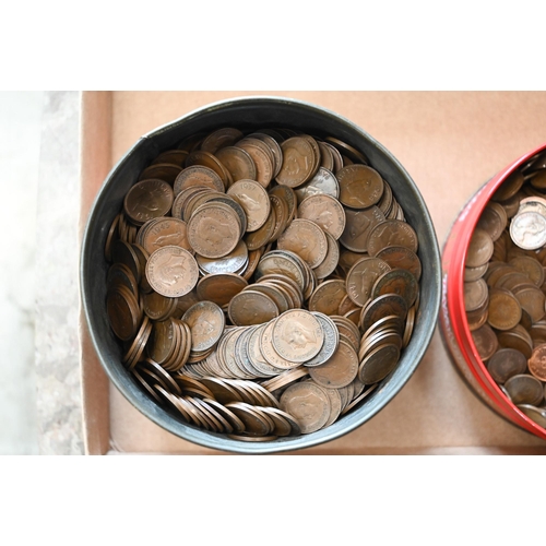 164 - A large collection of copper half pennies, Edward VII-Elizabeth II, in three tins, in excess of 2,20... 