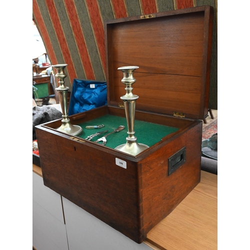 188 - A teak box with two lift-out baize-lined trays, with flush brass side handles, 51 cm wide, to/w a pa... 