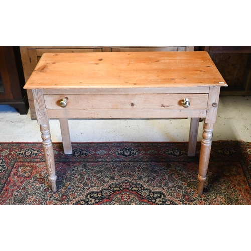 237 - A pine single drawer side table raised on turned legs, 98 cm x 48 cm x 72 cm h