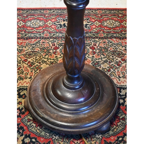 29 - A traditional turned fluted standard lamp base to/with a modern pine pillar jardinière stand ... 