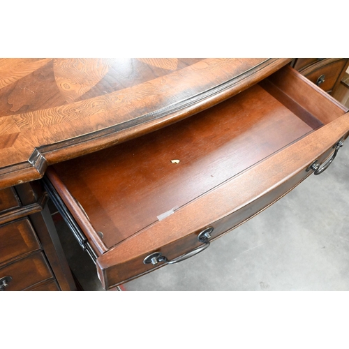 388 - A Continental mahogany twin-pedestal desk with marquetry top over seven drawers, 148 x 78 x 76 cm hi... 