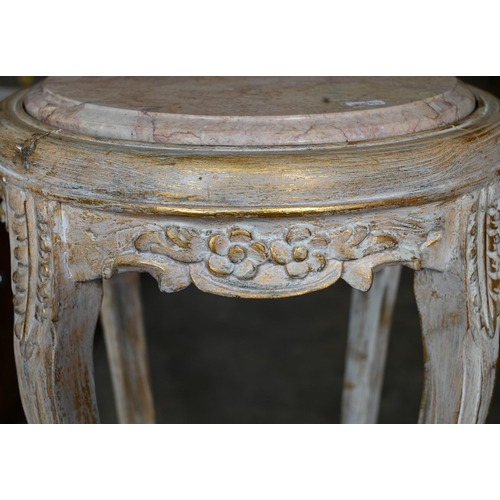 439 - A Continental marble top jardiniere stand, carved painted and gilded disress finish base, 40 cm diam... 