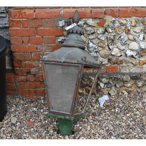 425 - A weathered antique copper four window gas lantern hood c/with lamp post fitting - as found, 38 cm x... 