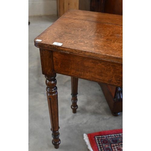 16 - An antique oak side table with drawer to one end, raised on turned supports, 92 cm x 46 x 82 cm high