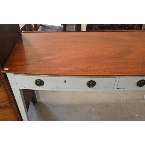 22 - An antique mahogany bowfront console/hall table with two drawers, 120 cm wide x 50 cm deep x 78 cm h... 