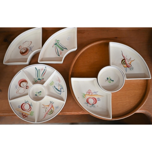 386 - A Poole pottery five-piece hors d'oeuvres set, painted with vegetables, on wooden tray, 31 cm, to/w ... 