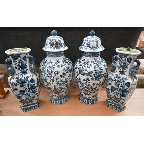 390 - Two pairs of large Chinese blue and white floral-painted vases, 59 cm (with covers) and 48 cm (4)