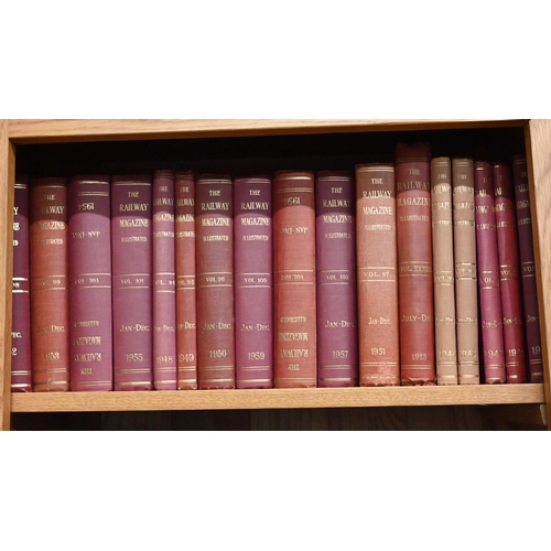 446 - Railway literature: Edwardian and later Railway Magazine illustrated (38 vols), to/w a large collect... 