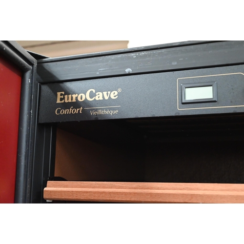 72 - A Eurocave Confort V-264B burgundy wine cellar with sliding shelves, 166 cm wide x 64 cm deep x 174 ... 