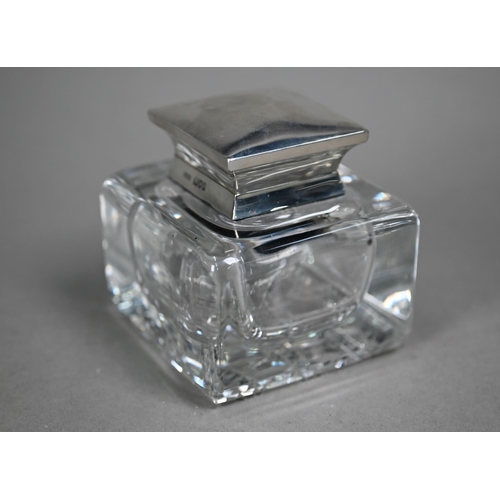 109 - An Edwardian cut and polished glass square inkwell with silver collar and cover, John Grinsell &... 