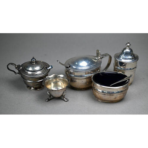 137 - An oval silver three-piece condiment set, William Comyns & Son, London 1936, to/w a (non-matchin... 