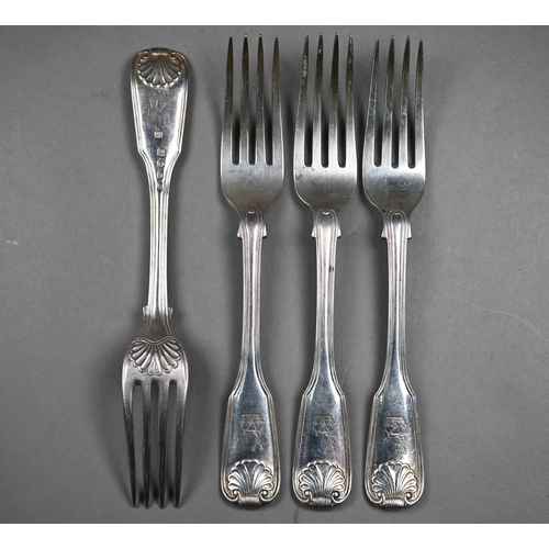 152 - Four Victorian silver fiddle, thread and shell table forks, John & Henry Lias, London 1844, 12.6... 