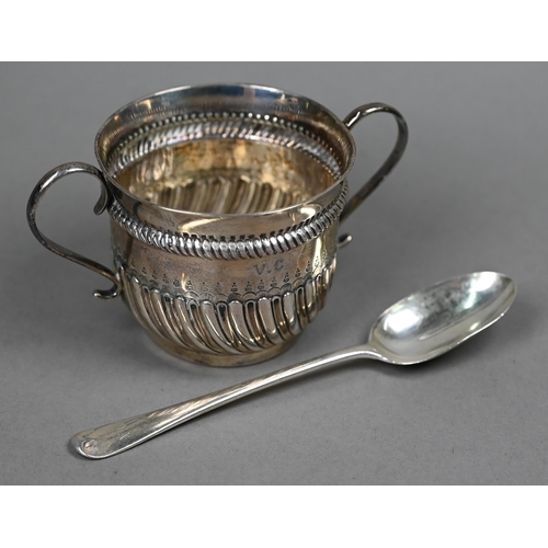 168 - A Victorian cased silver porringer with writhen half-fluting and twin handles, Jesse Earls, London 1... 