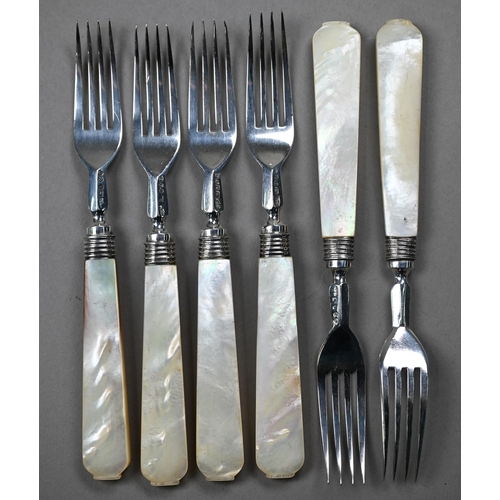 182 - An early Victorian set of six each silver dessert knives and forks with mother of pearl handles, Geo... 