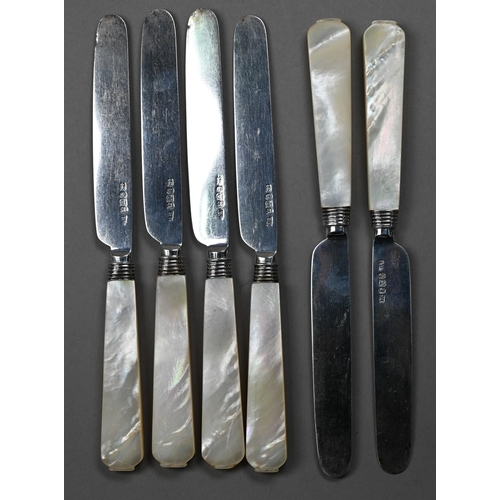 182 - An early Victorian set of six each silver dessert knives and forks with mother of pearl handles, Geo... 