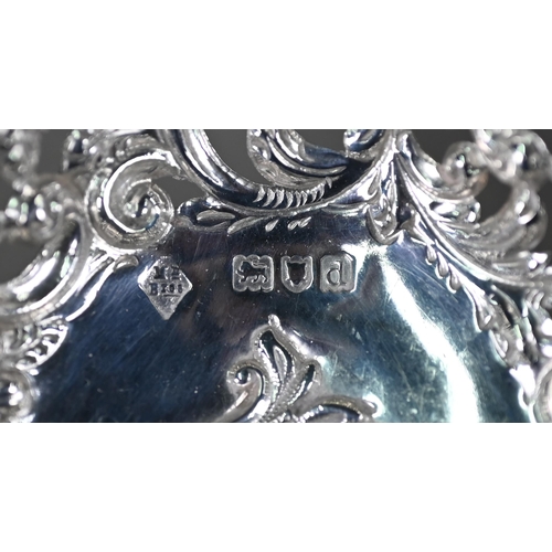 194 - A late Victorian silver bonbon dish with embossed and pierced decoration, Mappin Brothers, London 18... 