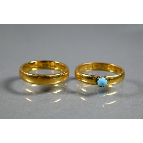 220A - Two 22ct yellow gold wedding bands, size N (one a/f), approx 12g (2)