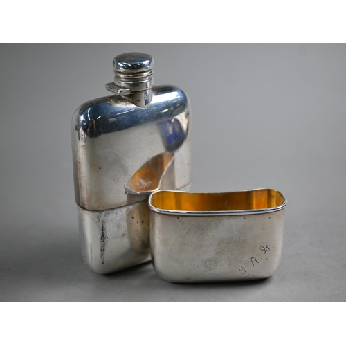 51 - A silver hip flask with detachable beaker, Sampson Mordan & Co, London 1921, to/w a fiddle patte... 