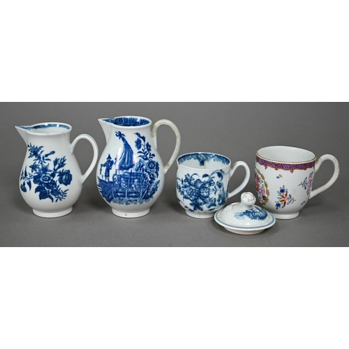 607 - A collection of First Period Worcester/Caughley blue and white porcelain including teapot (lacks lid... 