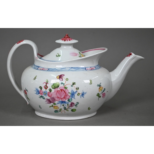 628 - A Regency New Hall teapot painted with floral sprays, no 593 to/w five matching tea-bowls and six sa... 