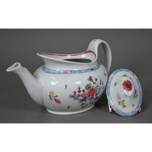 628 - A Regency New Hall teapot painted with floral sprays, no 593 to/w five matching tea-bowls and six sa... 