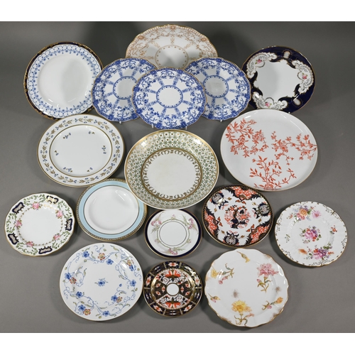 630 - Sixteen various Victorian and later Crown Derby plates to/w a Bloor Derby dish (17)