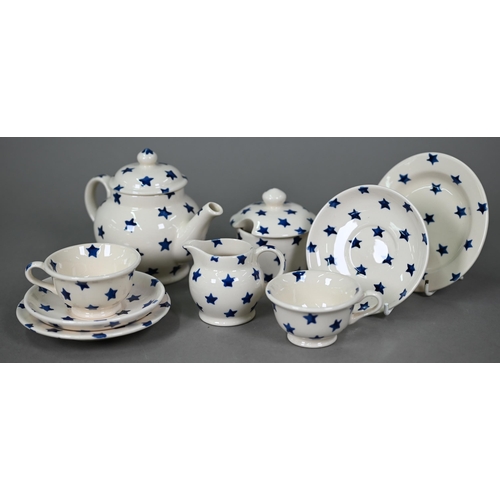 655 - An Emma Bridgewater child's tea-for-two service, decorated with blue stars