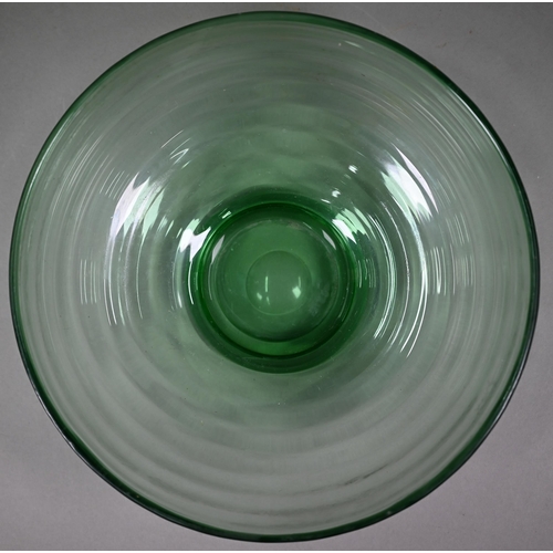 685 - A green glass pouch-vase with spiral-fluted decoration and quatrefoil-pinched rim, 17cm high to/w an... 