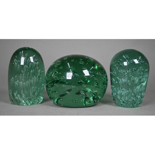 686 - Four Stourbridge green glass 'dumps' with internal floral designs to/w three dumps with bubbles, 12.... 