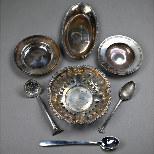 80 - Two miniature silver Armada dishes, an oval pin dish and a pierced bonbon dish, to/w a US Lunt Sterl... 