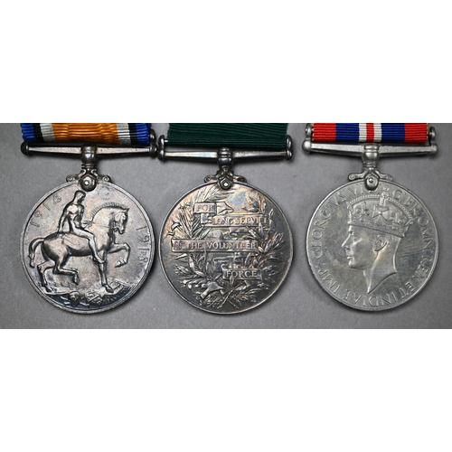 1035 - A WWI pair to 208962 Pte. A E Mullender, Labour Corps, British War Medal; Victory Medal to/with WWII... 