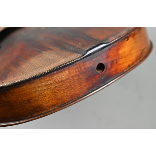 1088 - A 19th century violin with 14