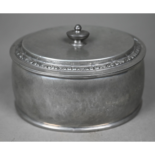 1089 - A Liberty & Co 'Tudric' planished pewter oval box and cover, no 01566, 14 cm long