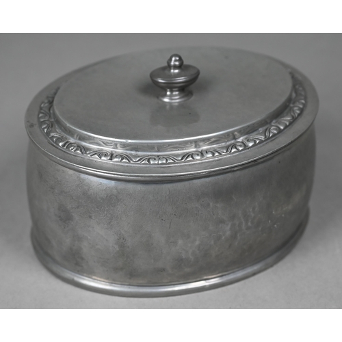 1089 - A Liberty & Co 'Tudric' planished pewter oval box and cover, no 01566, 14 cm long