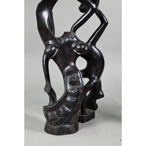 1122 - Three African figural carvings, 79-35 cm