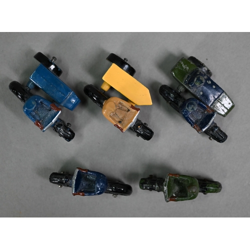 1157 - A Dinky 44b AA Patrol Motorcycle, a 43b RAC Patrol Motorcycle and a 42b motorcycle and side car - Po... 