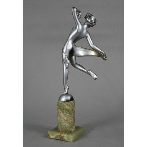 1254 - An Art Deco silver-patinated figure of a female nude dancer, after Josef Lorenzl (signed), on onyx b... 